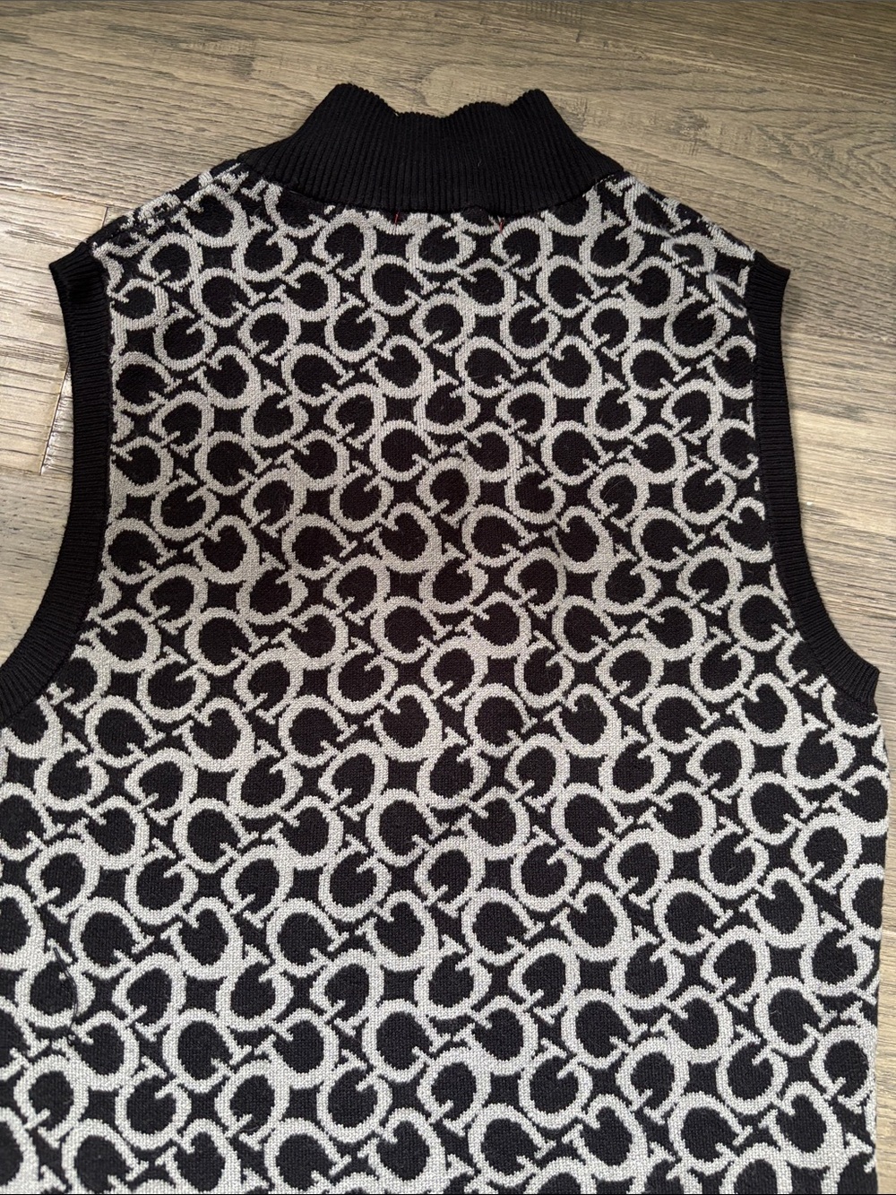 Guess | Eco Gianni Black and White Sleeveless Knit Logo Mini Dress Size Medium - Picture 14 of 14